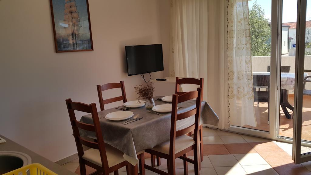 Apartments Natasa Vir Kültér fotó