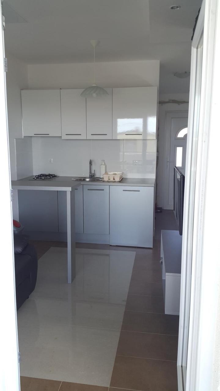 Apartments Natasa Vir Kültér fotó